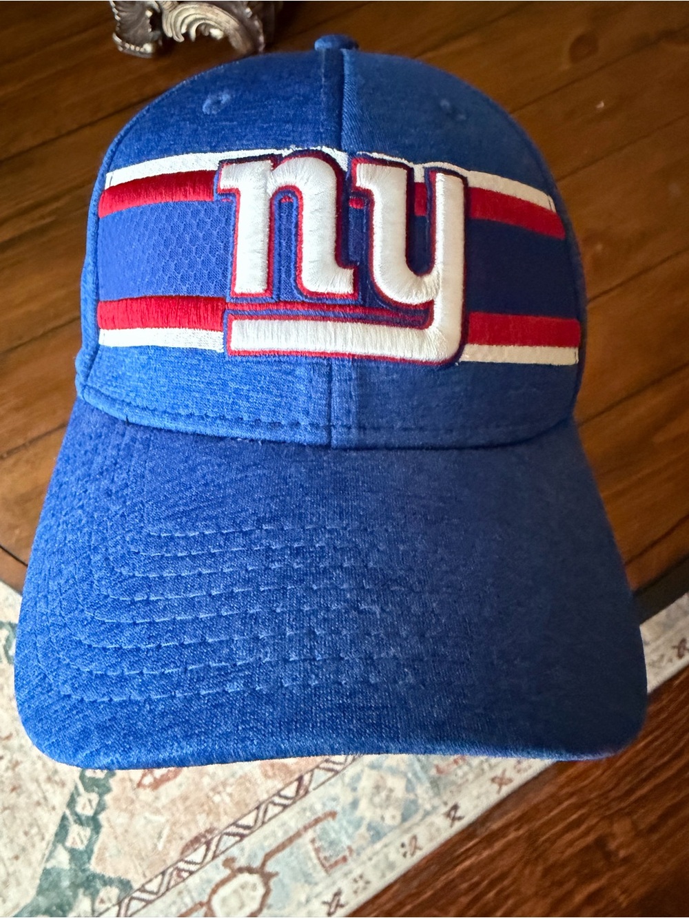 NEW YORK GIANTS 

New Era
Men's White New York Giants Main 39Thirty Flex Hat
NWT